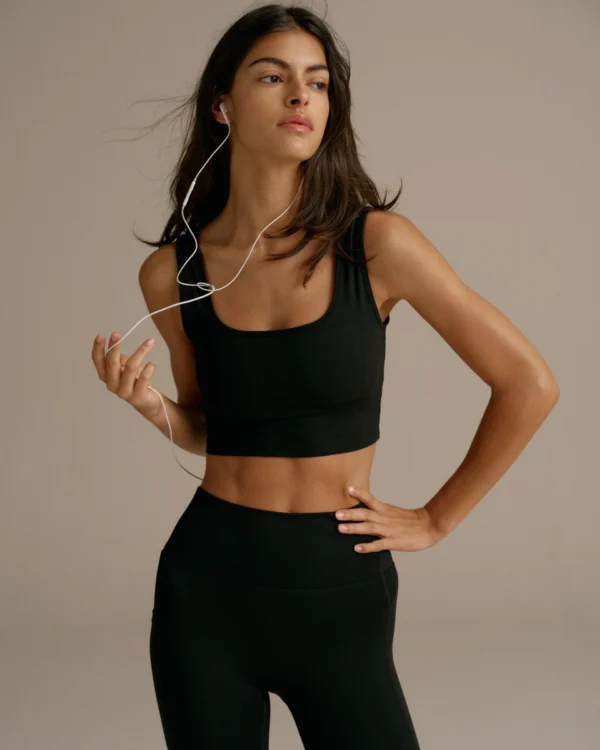 Ultimate Sports Square Neck Bra - Black